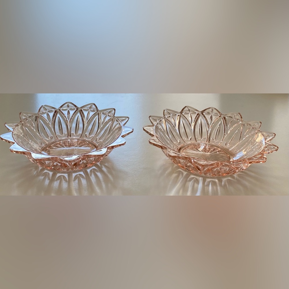 Set of 2 Vintage Depression Glass Pink Petal Bowls 8" Across